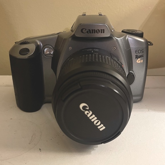 Canon EOS Gii 35-80mm Film Camera